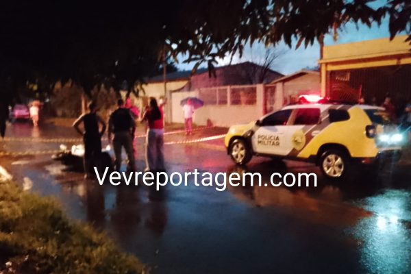 Jovem é executado a tiros em Três Lagoas; criminosos fotografaram a vítima após o crime
