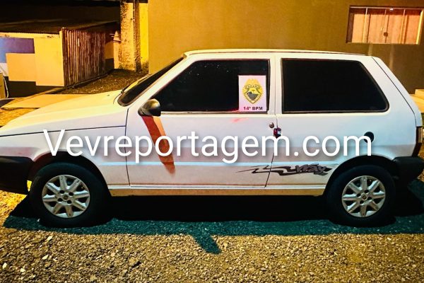 Veículo roubado é recuperado pela PM no bairro Portal da Foz