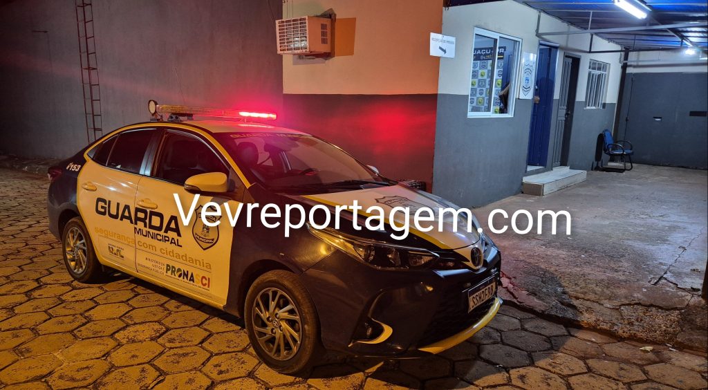 Indivíduo é preso após furtar notebook na escola de idiomas no centro de Foz