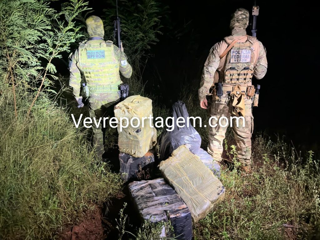 BPFRON e Polícia Federal apreendem mais de 180 kg de maconha em área de mata em Foz do Iguaçu