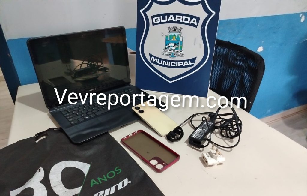 Guarda Municipal recupera notebook e celular furtados de casa paroquial em Foz do Iguaçu