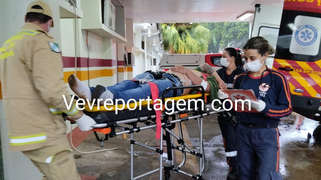 Homem é baleado dentro de seu veículo no bairro Três Lagoas 