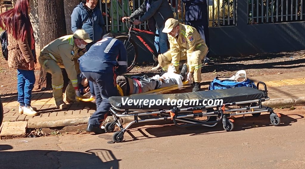 Motociclista sofre fratura na perna após colisão entre motos no Porto Meira