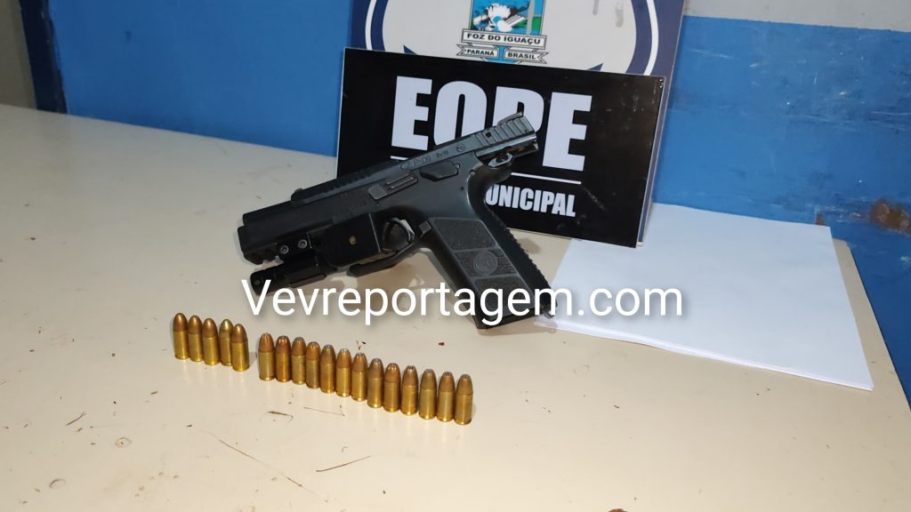 Guarda Municipal apreende pistola 9mm e detém dois indivíduos após perseguição em Foz do Iguaçu