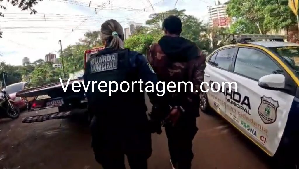 Guarda Municipal apreende motocicleta com sinais de adulteração e detém condutor no Centro de Foz