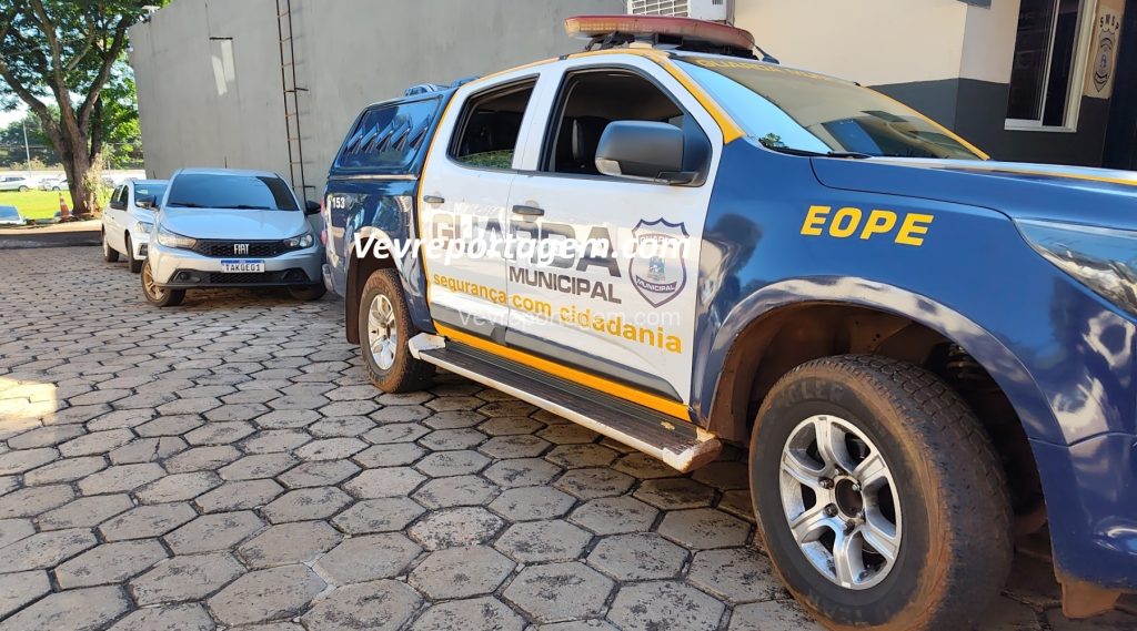 Homem com 11 passagens pela polícia é preso pela Guarda Municipal com carro furtado em São Paulo em Foz do Iguaçu