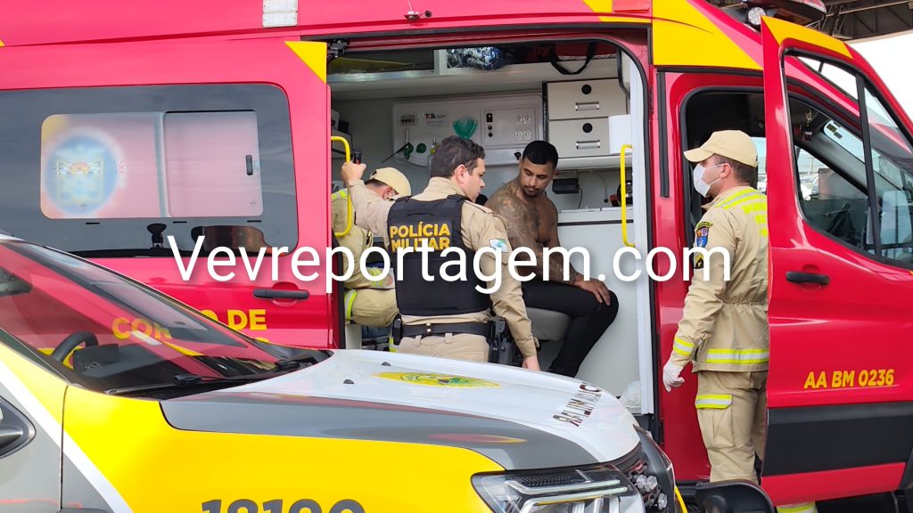 Homem é esfaqueado com alicate após discussão em posto de combustíveis no bairro Três Lagoas