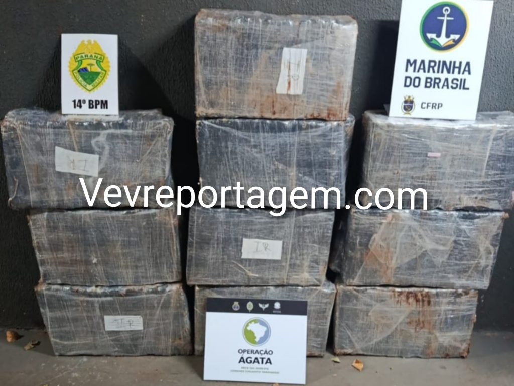CHOQUE apreende fardos de maconha após confronto armado na barranca do Rio Paraná